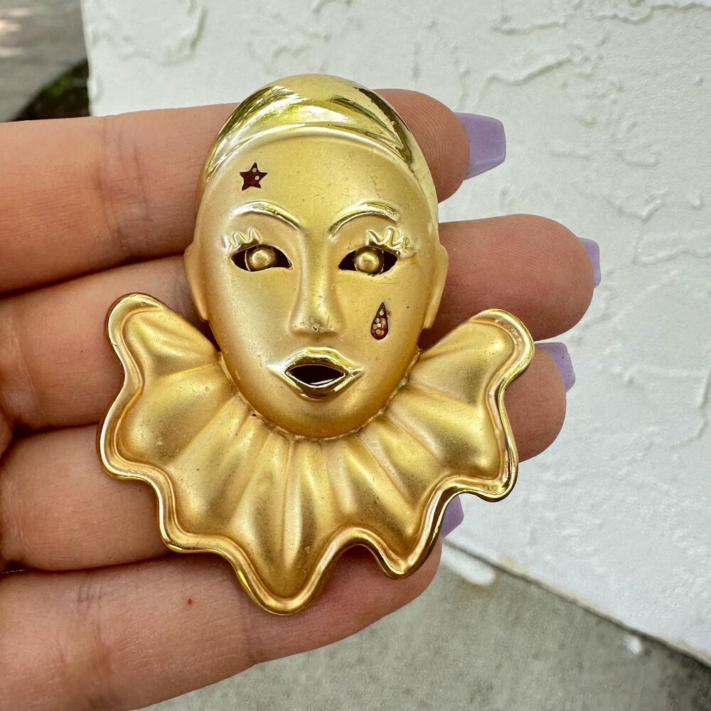 Vintage Jewelry Crying Clown Brooch Pin